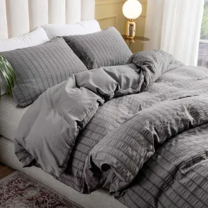 طقم سرير من ثلاث قطع مصنوع من قماش . Simple Home Textiles Solid Color 3 Piece Bedding Set
