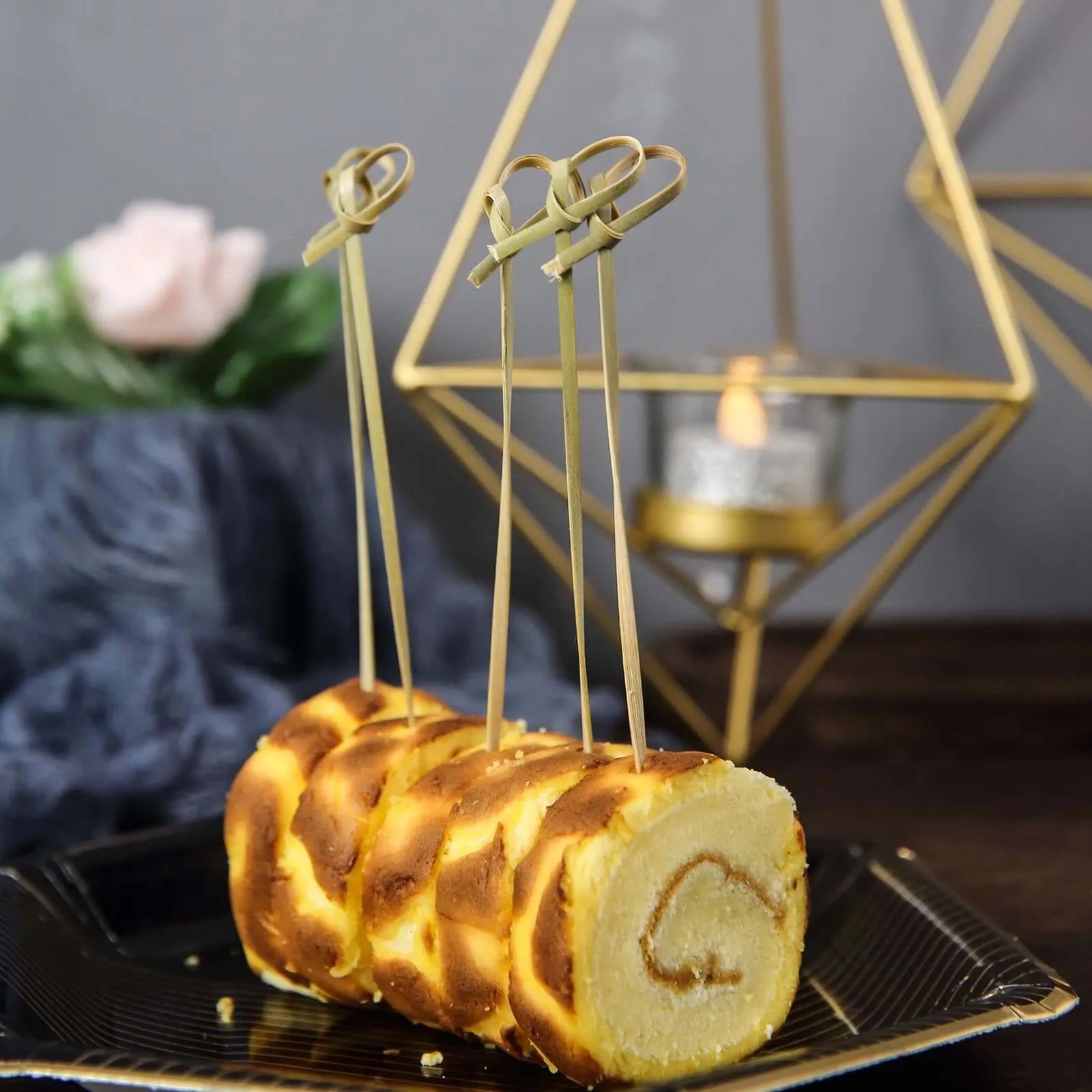 100 Pack Eco Friendly Twisted Knot Bamboo Skewers Party Picks, Decorative Top Cocktail Sticks - 6"
