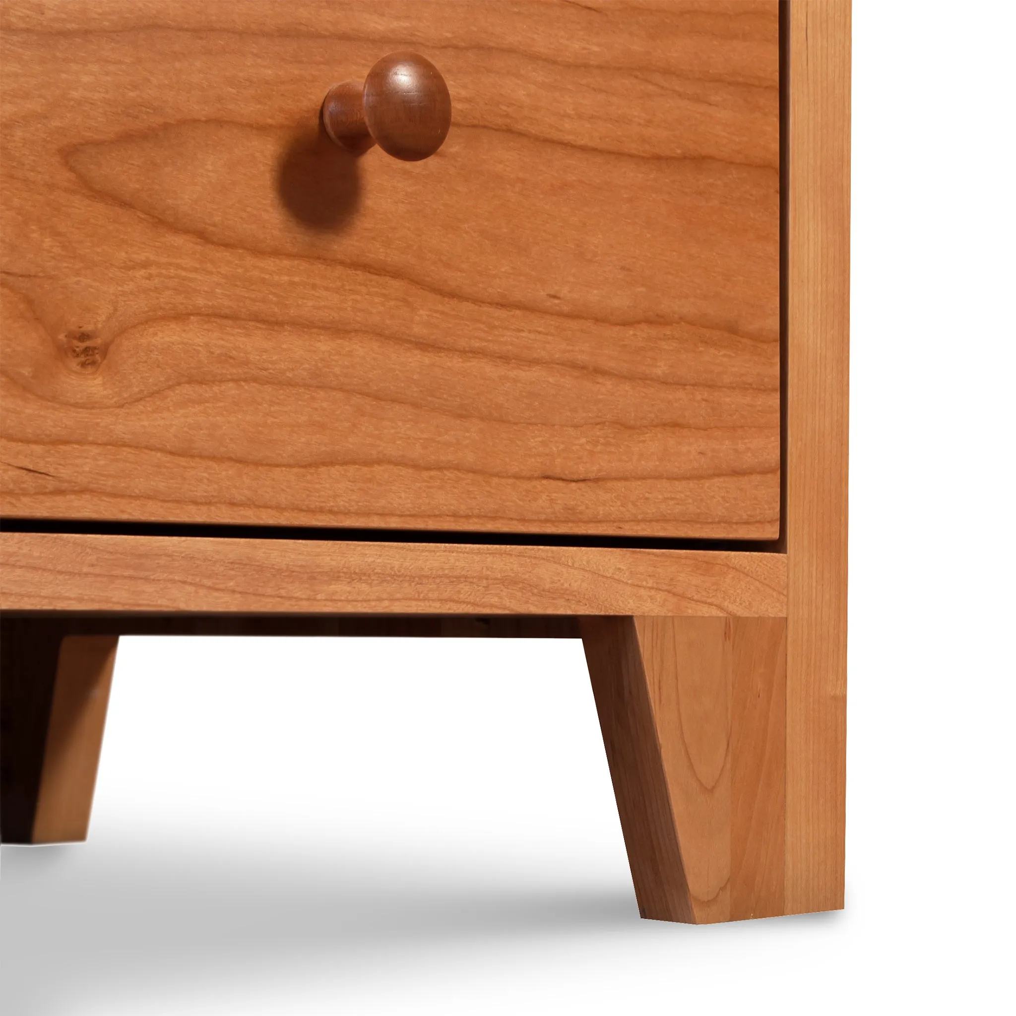 American Country 5-Drawer Chest