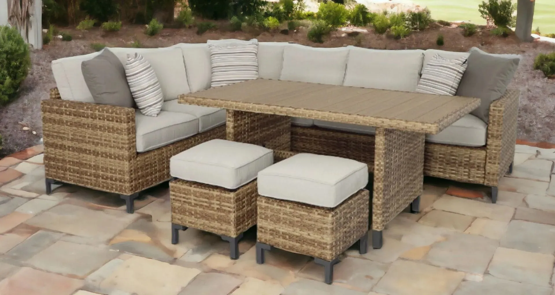 Hanover 5 Piece Banquet Dining Set
